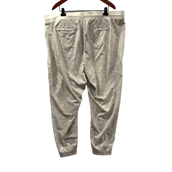 Athleta Plus Size 24 Pants Venture Viper Grey Printed Jogger Pockets Breathable - Picture 3 of 14